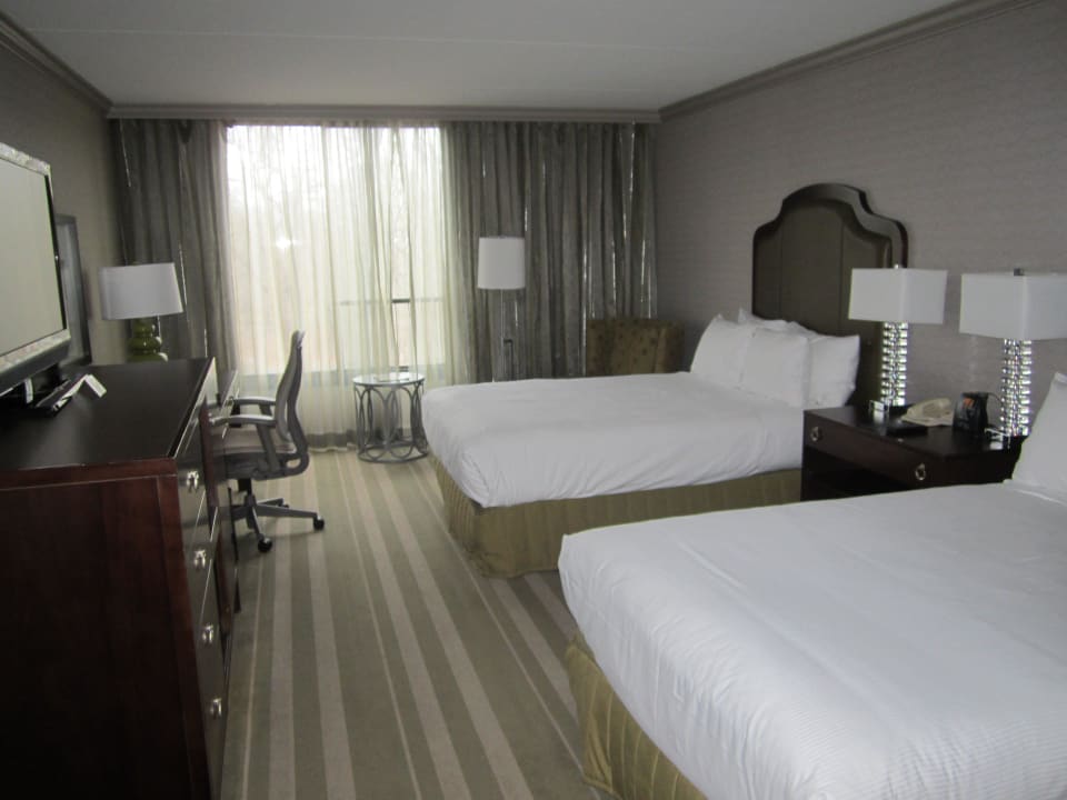 Double Double Hotel Hilton Rye Town