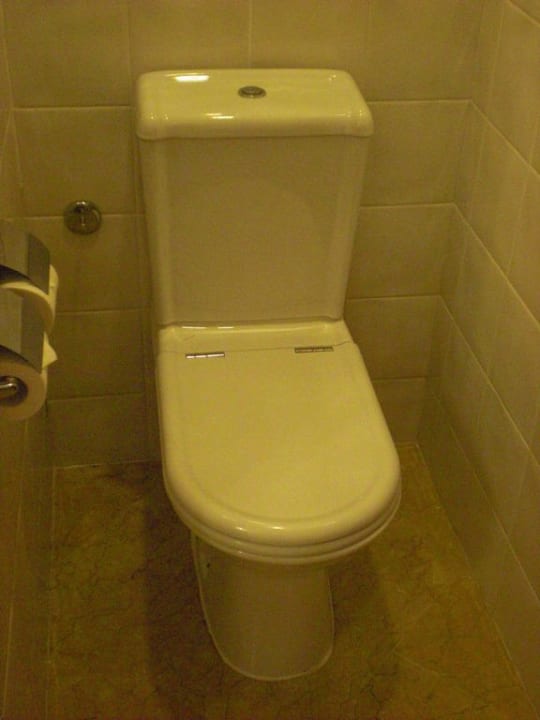 Badezimmer Rendezvous Hotel Singapore