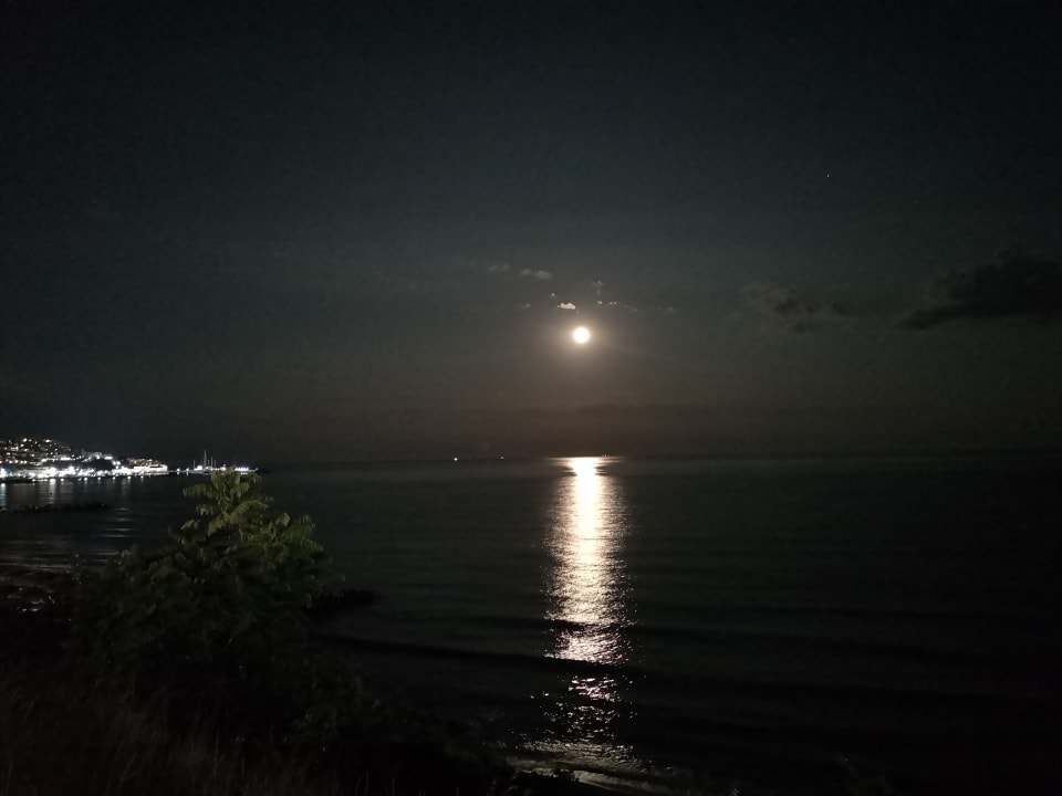 Außenansicht Hotel Sineva Beach