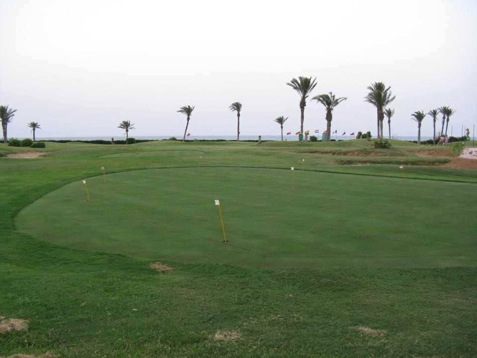 Na polu golfowym Nour Palace Resort & Thalasso