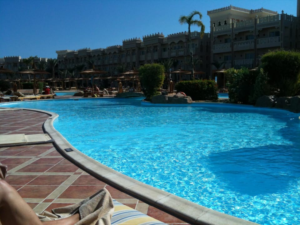 Teil der gigantischen Poolanlage Pickalbatros Palace Resort