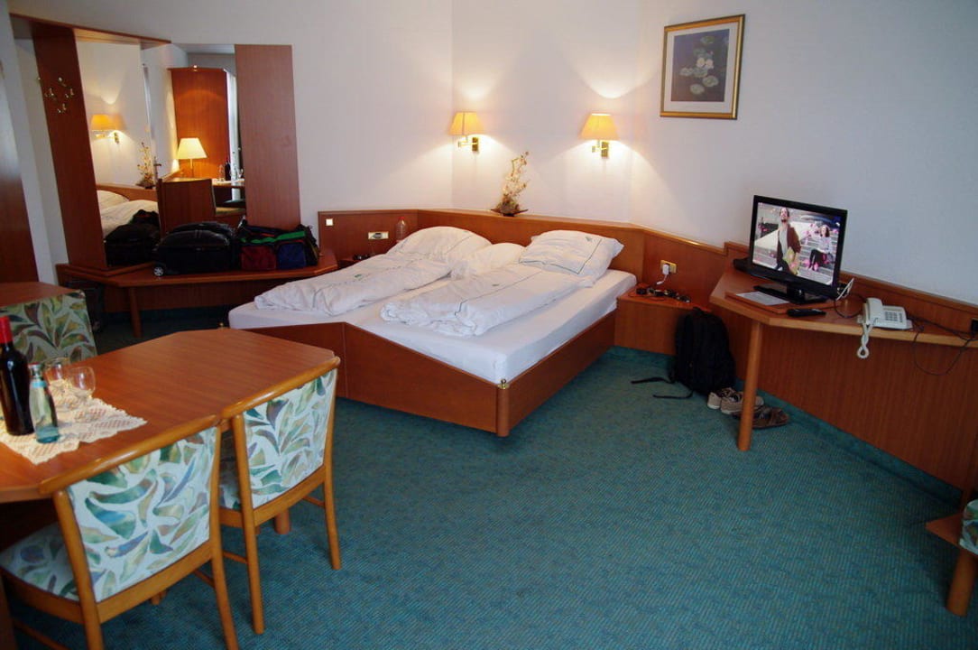 Schön geräumig Hotel-Gasthaus Krone