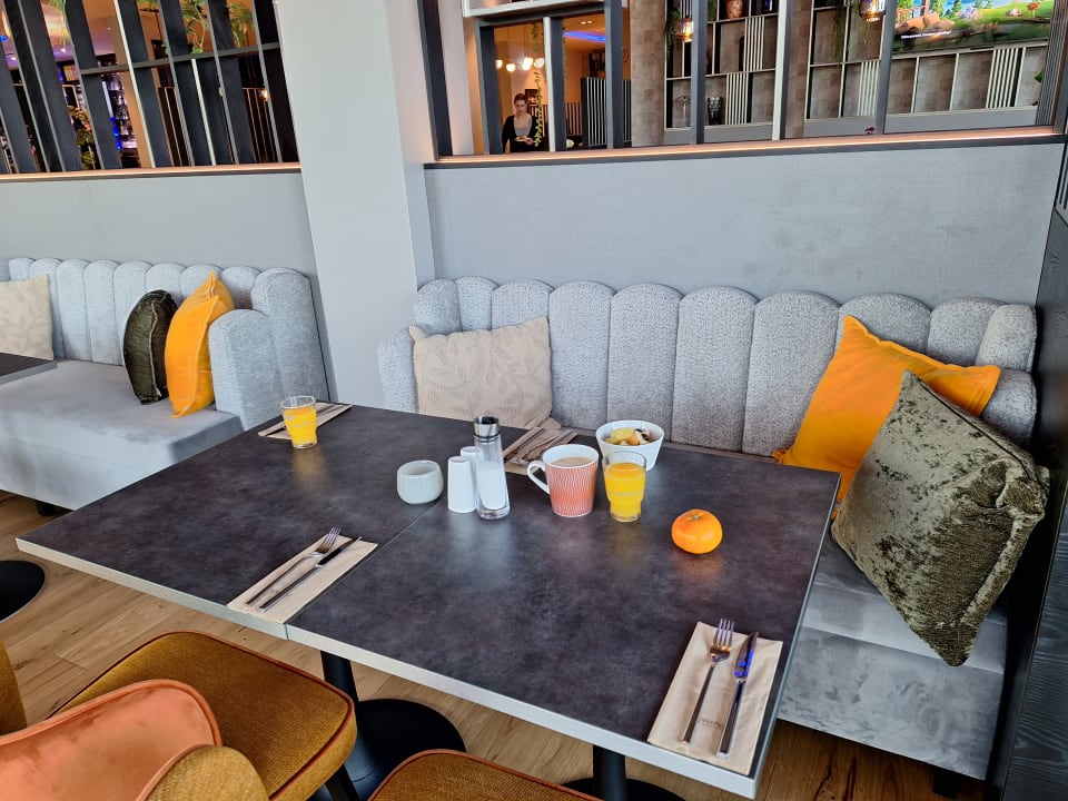 Gastro Leonardo Hotel Köln Bonn Airport