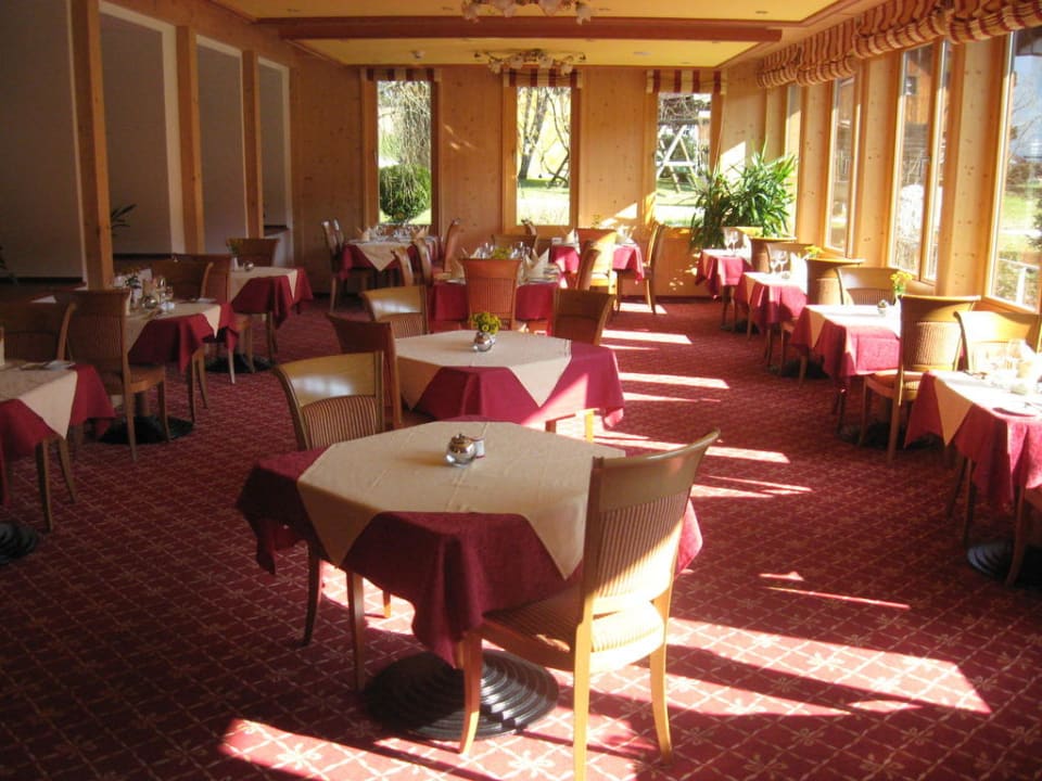 Speiseraum Alm- & Wellnesshotel Alpenhof