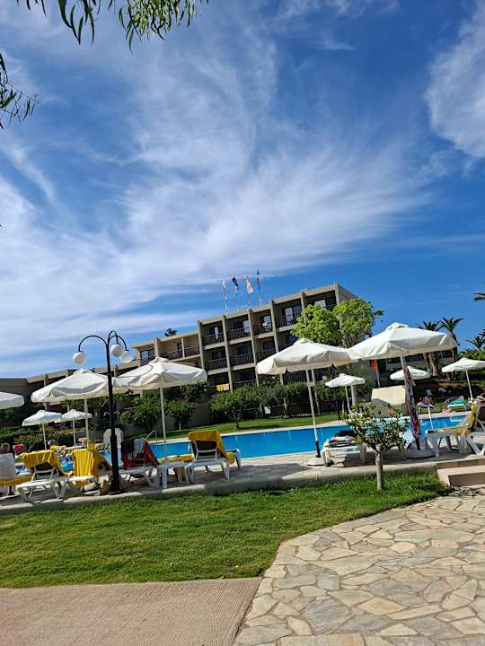 Gartenanlage allsun Hotel Malia Beach