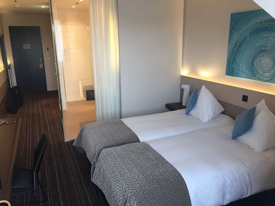 Zimmer Riverside Hotel