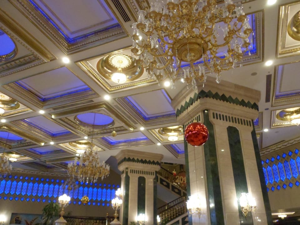 Im März noch Weihnachten. Hotel Club Sera