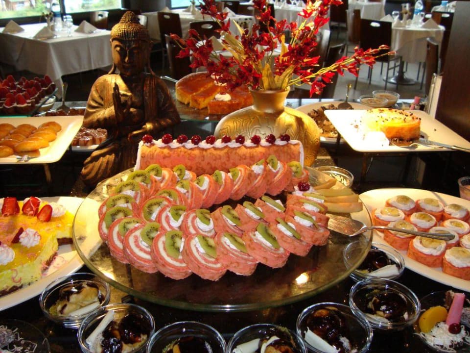 Dessertauswahl Limak Lara Deluxe Hotel & Resort