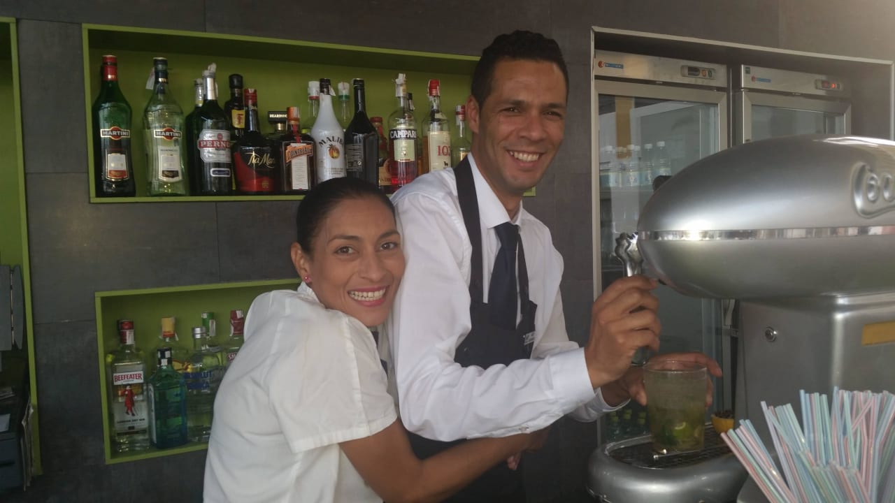 Nabil, wie immer gute Laune. Mister "Wunderbar" Occidental Jandía Royal Level - Adults only