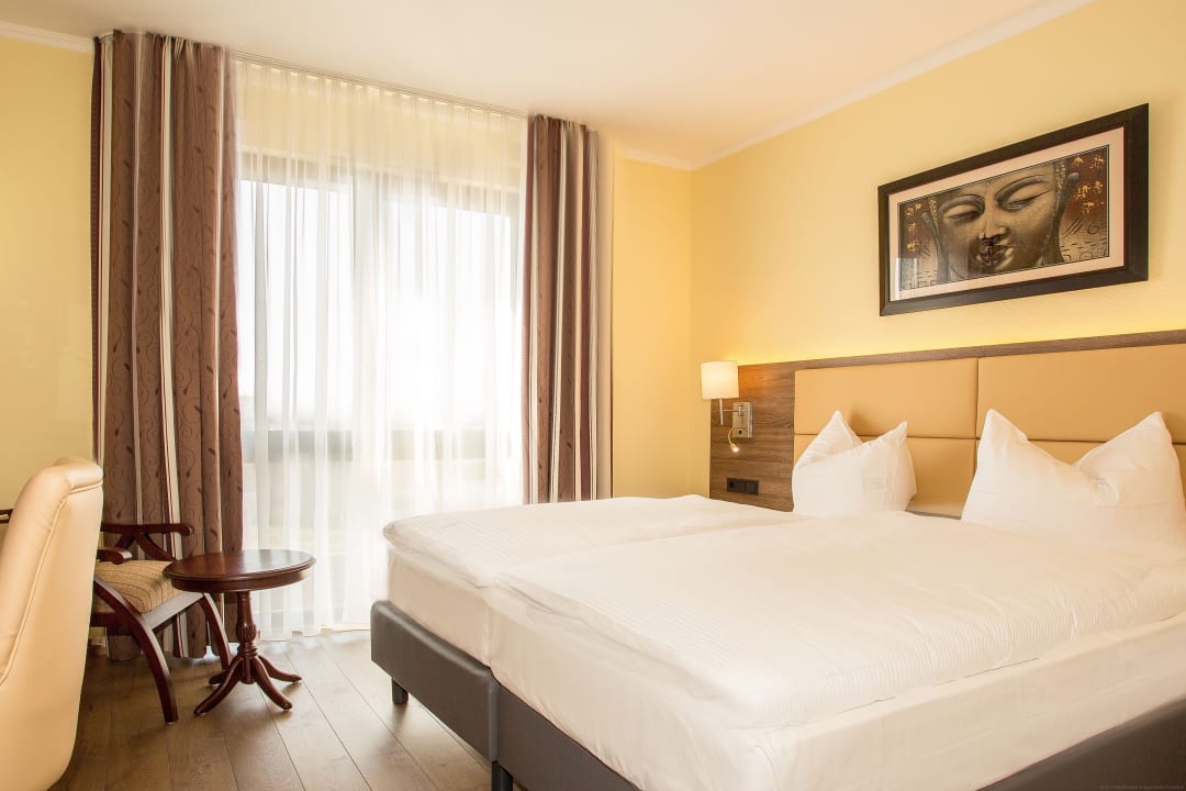 Zimmer Naam Hotel & Apartments