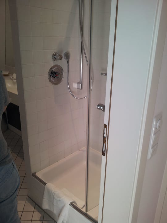 Duschkabine Steigenberger Icon Grandhotel Petersberg