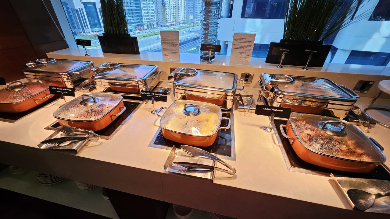 Gastro Rose Rayhaan by Rotana