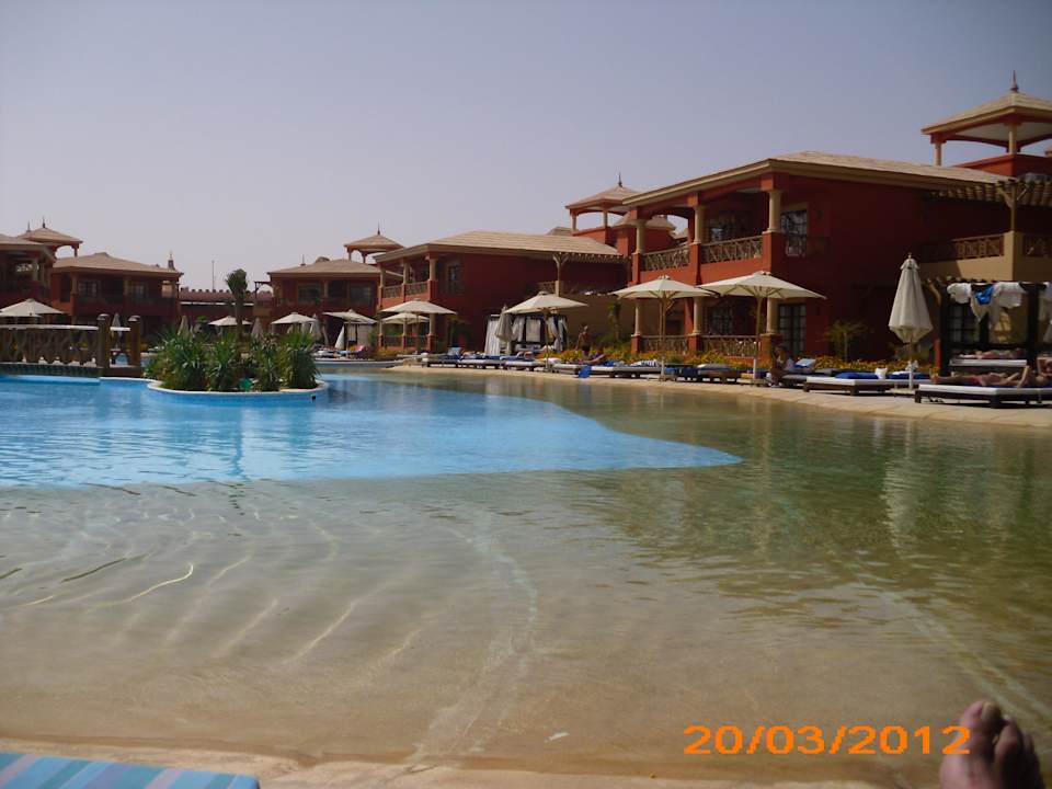 Zimmer und Ruhepool Pickalbatros Alf Leila Wa Leila Resort - Neverland Hurghada