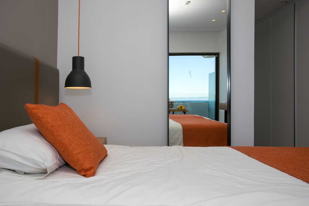 Zimmer Crystal Springs Beach Hotel