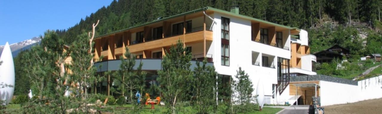 Außenansicht Spa Hotel Zedern Klang