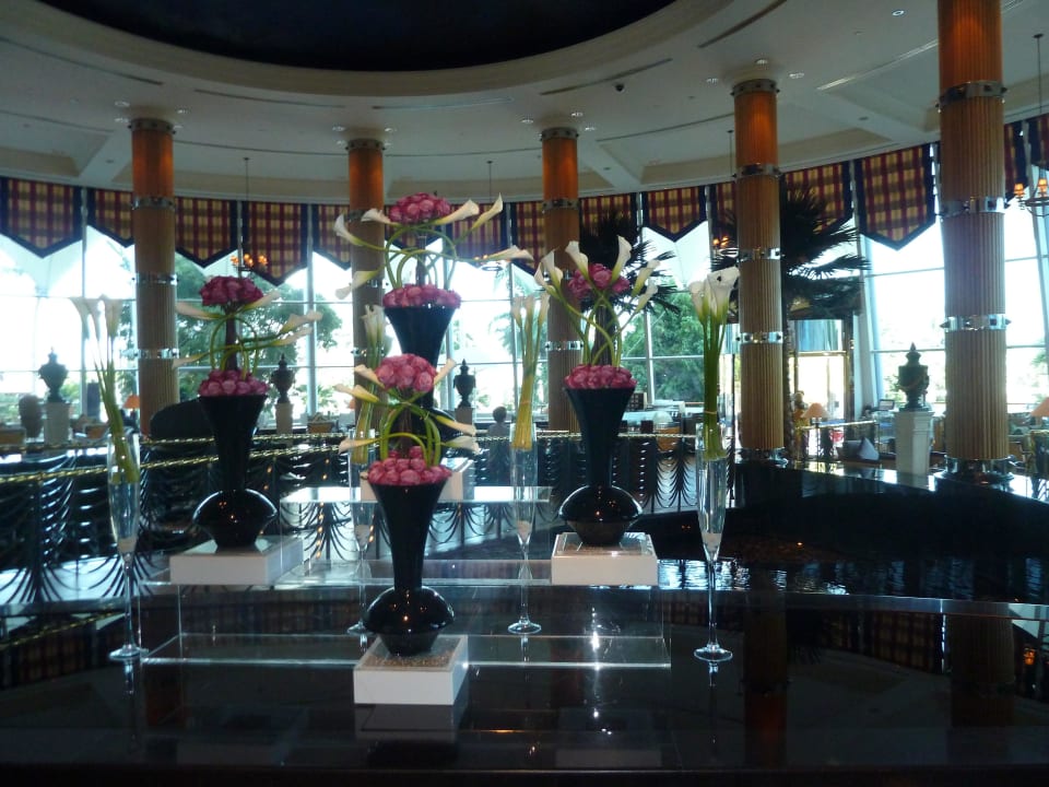 Blumen in der Lobby Jumeirah Beach Hotel