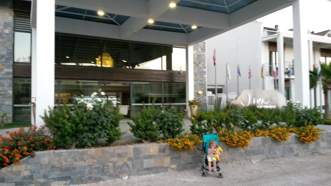 Haupteingang Jiva Beach Resort