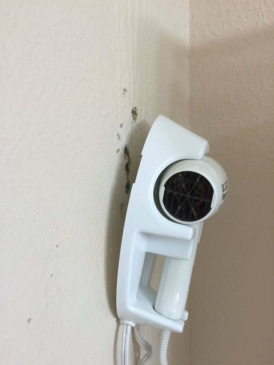 Aus der Wand gerissener Fön Lexington Hotel Miami Beach