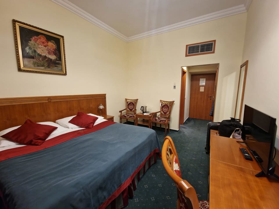 Zimmer Hotel Green Garden