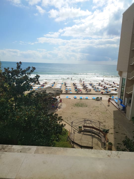 Strand Hotel Bilyana Beach