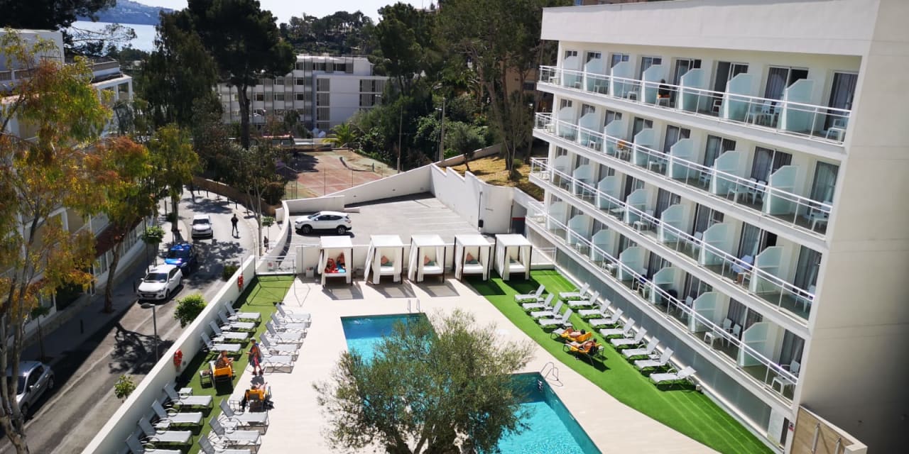 Pool BQ Bulevar Paguera - Adults only