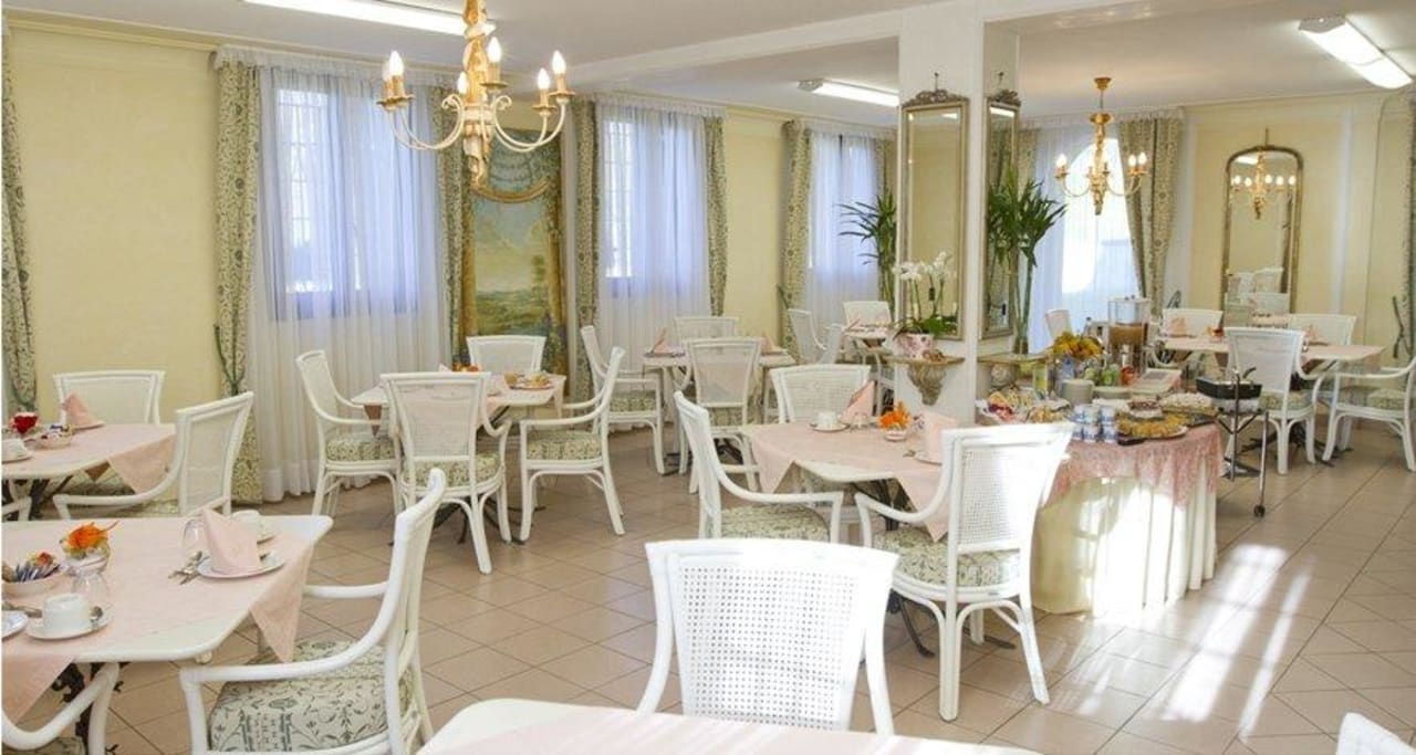 Sala colazioni Hotel Villa Scalabrini