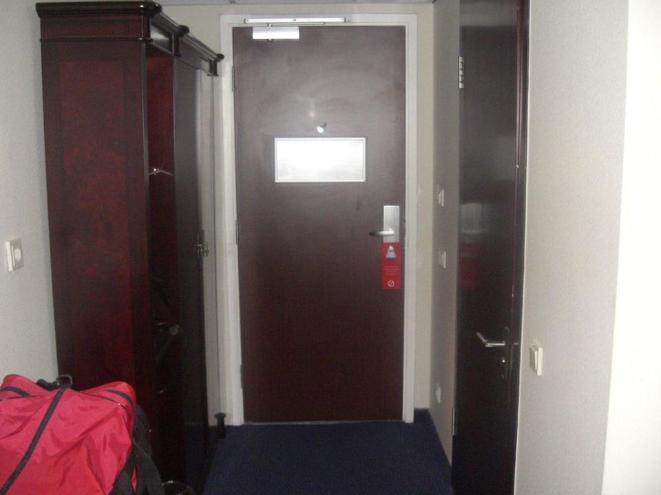 Kleiner Flur des Zimmers XO Hotels Blue Tower