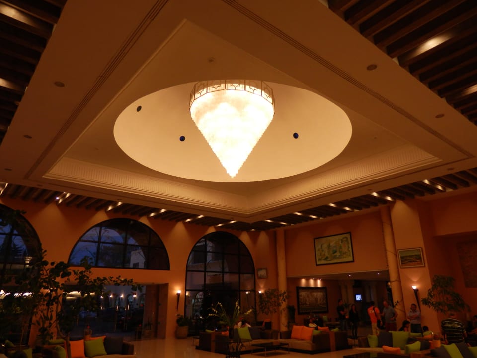 Der Leuchter brannte nur für mich Hotel Paradis Palace