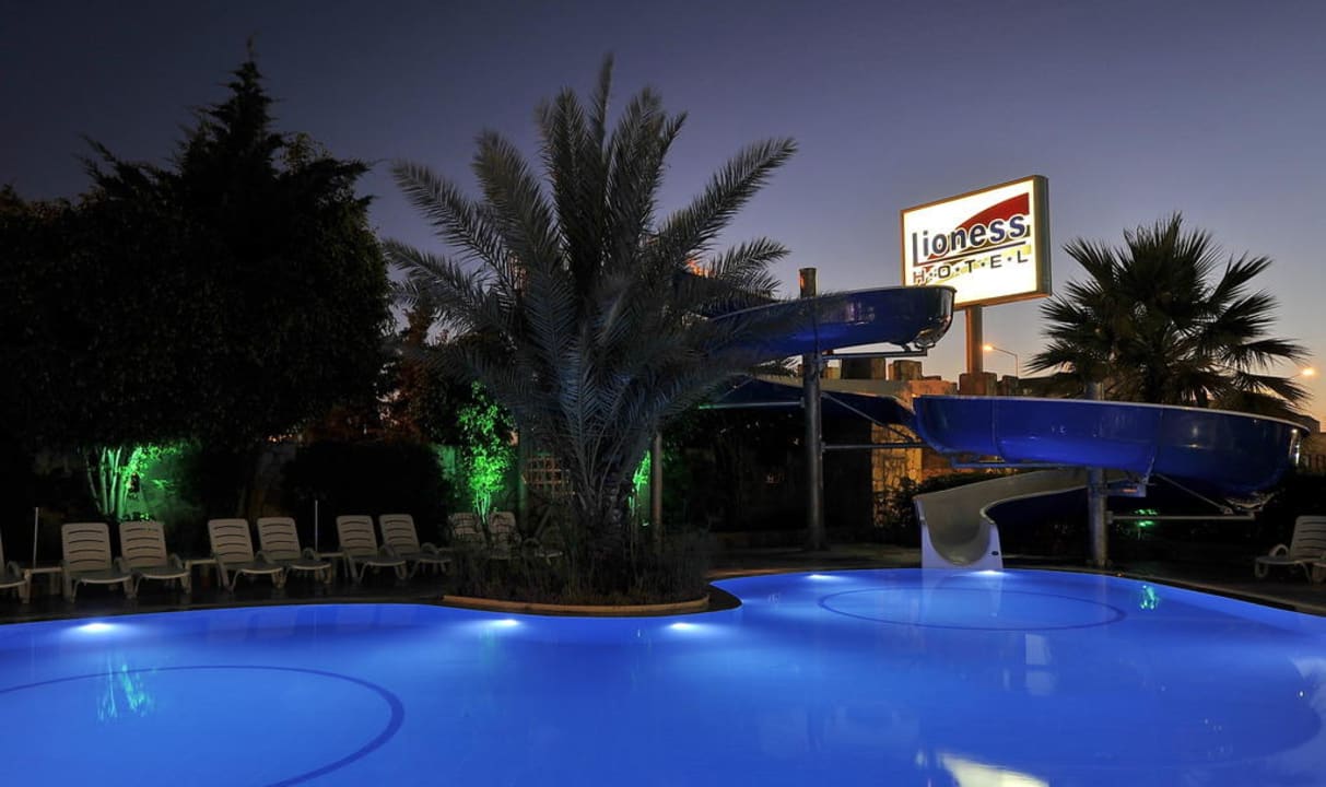 Pool My Home Sky Hotel