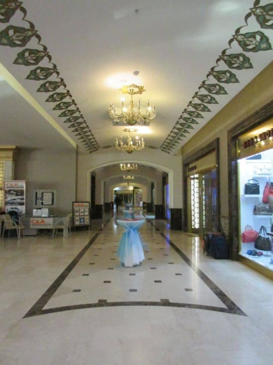 Stehtische vorbereitet Diamond Excellence Resort & Spa