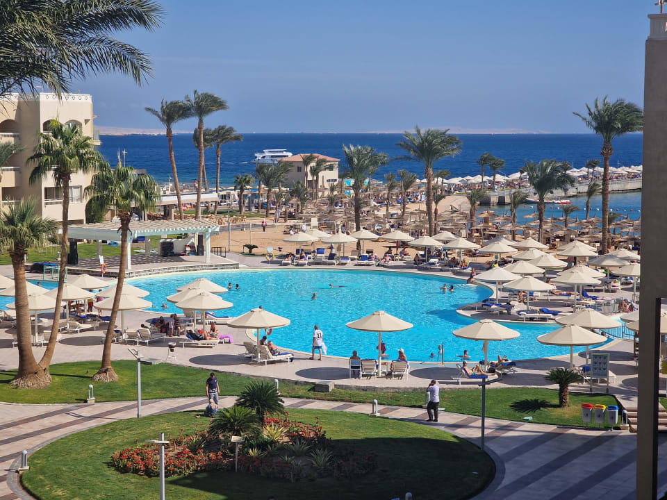 Pool Beach Albatros Resort