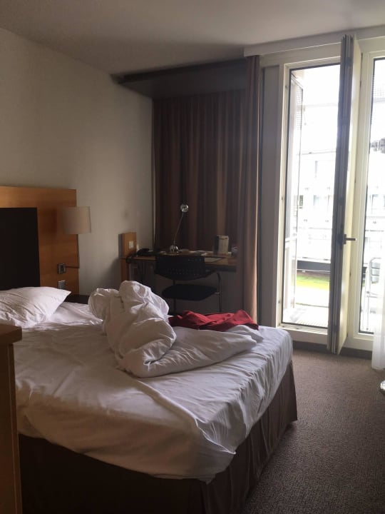 Kleine Zimmer mit einzelnem Bett Kongresshotel Potsdam am Templiner See
