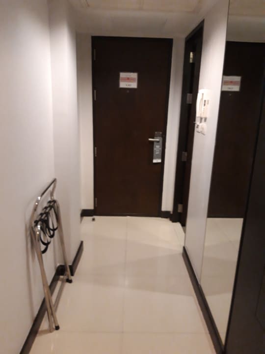 Zimmer FX Hotel Metrolink Makkasan