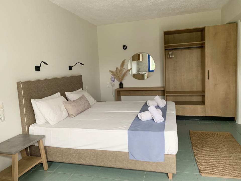 Zimmer Maistrali Sea View Apartments