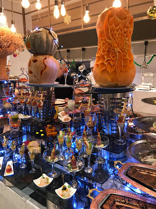 Gastro Acanthus Cennet Barut Collection