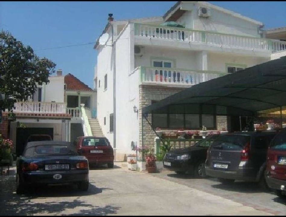 House Ferienwohnungen Marijana Alaga