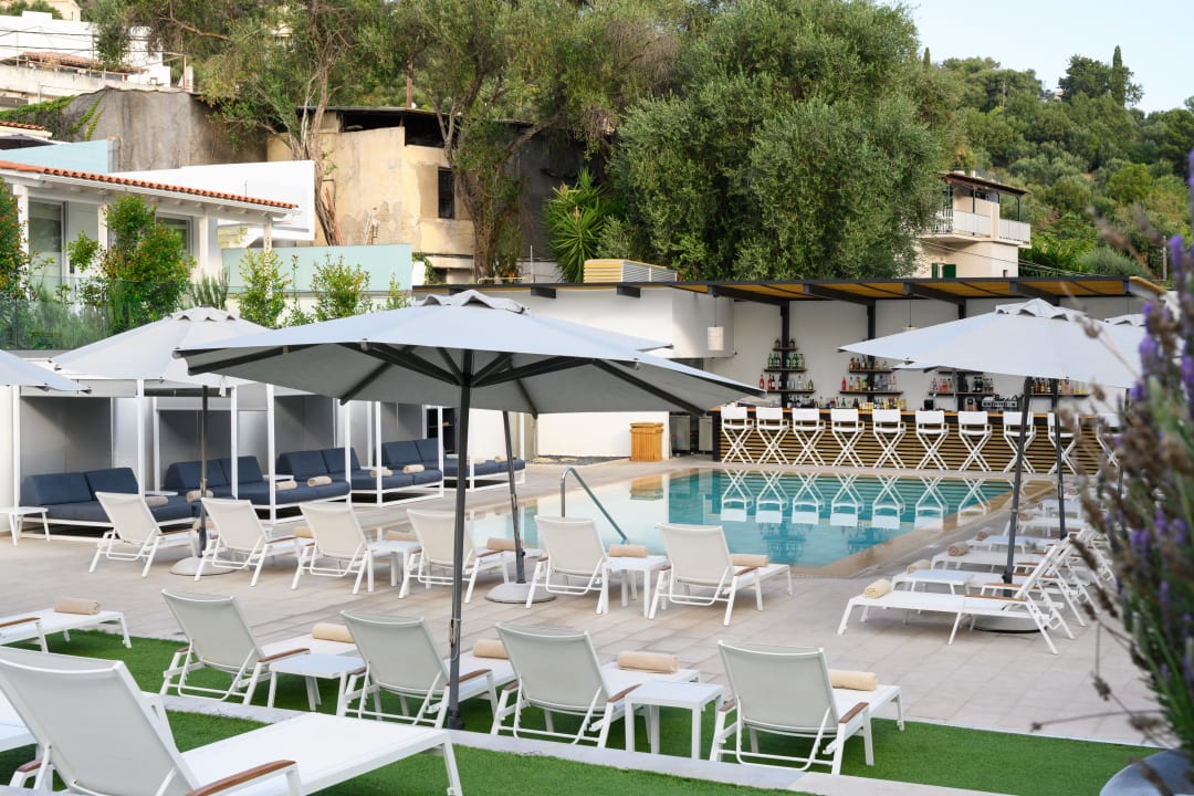 Pool Ray Hotel Corfu