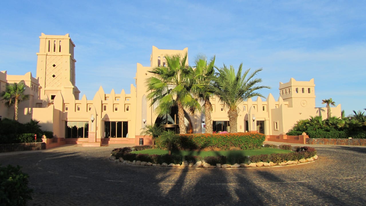 Hoteleingang Hotel Riu Touareg
