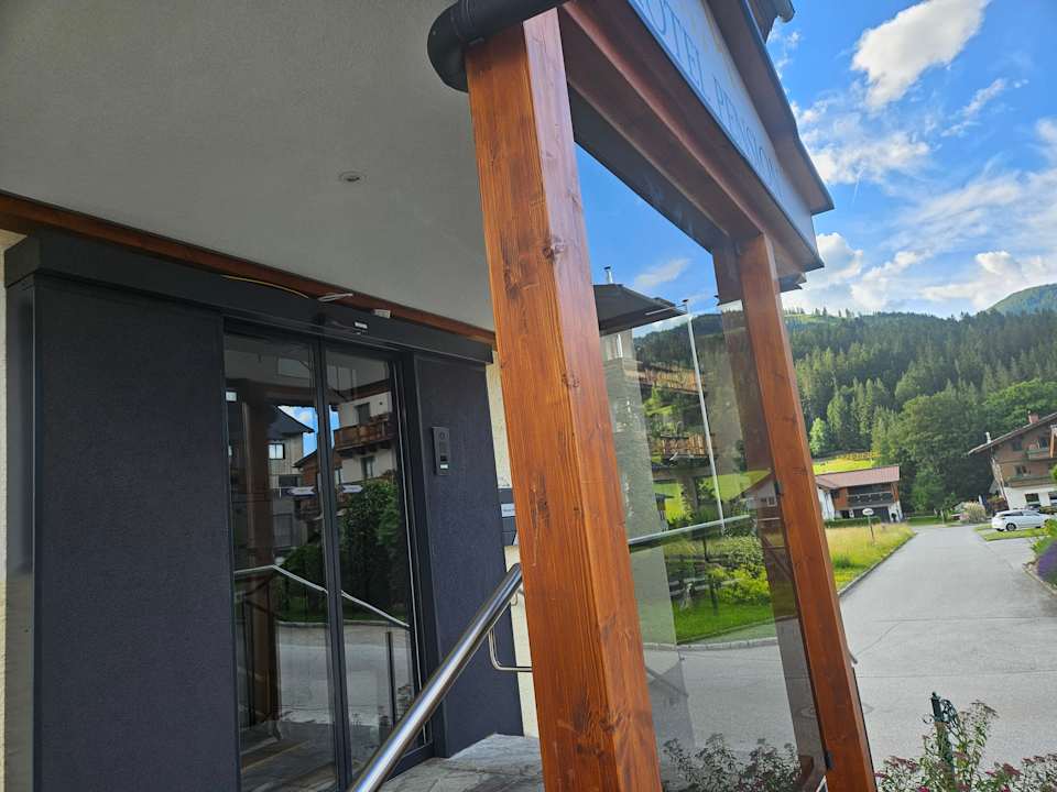 Außenansicht Oberauer Wagrain - Die Eco Familien Hotelpension (B&B)