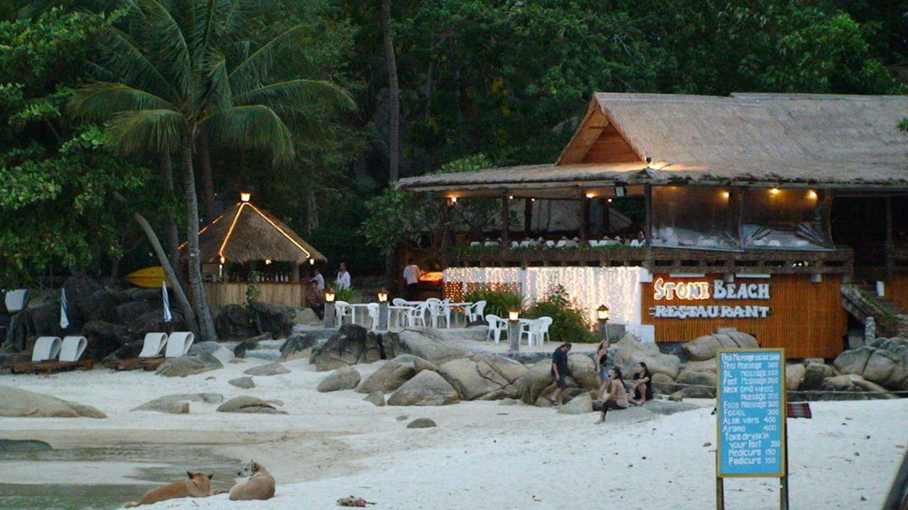 Das Stone Beach Restaurant Panviman Resort Koh Phangan