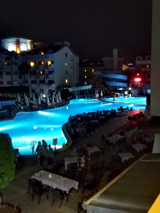 Pool Grand Seker Hotel