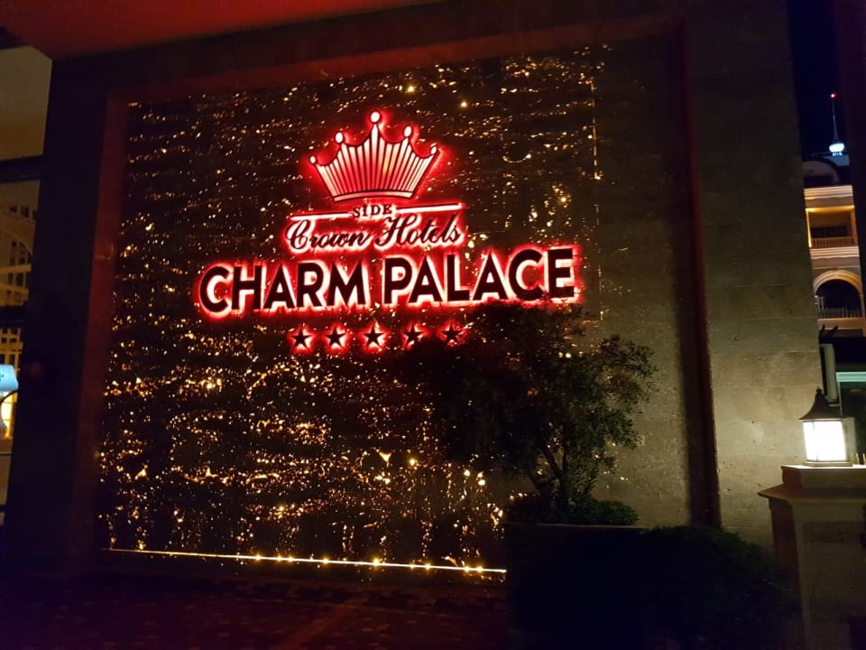 Außenansicht Well Palace Side