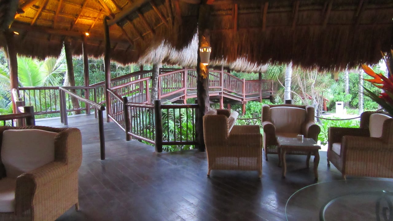 Lobby Akumal Bay Beach & Wellness Resort