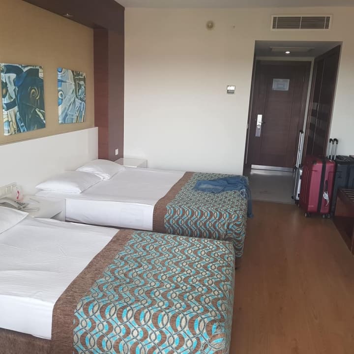 Zimmer Seaden Sea World Resort & Spa