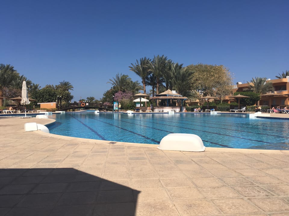 Relaxpool Golden Beach Resort