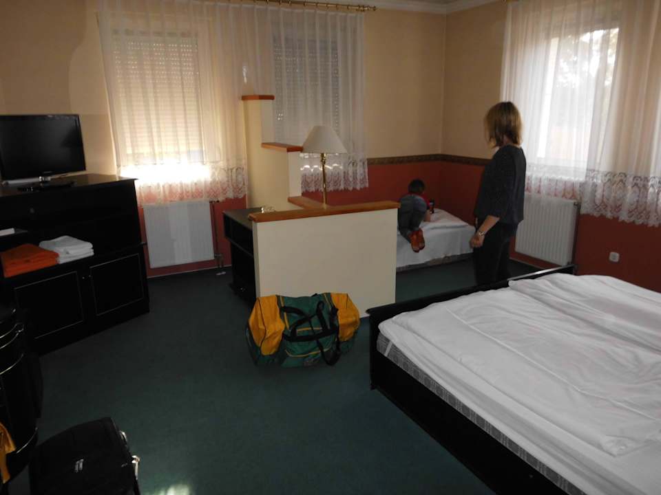 Dreibettzimmer Hotel Platán