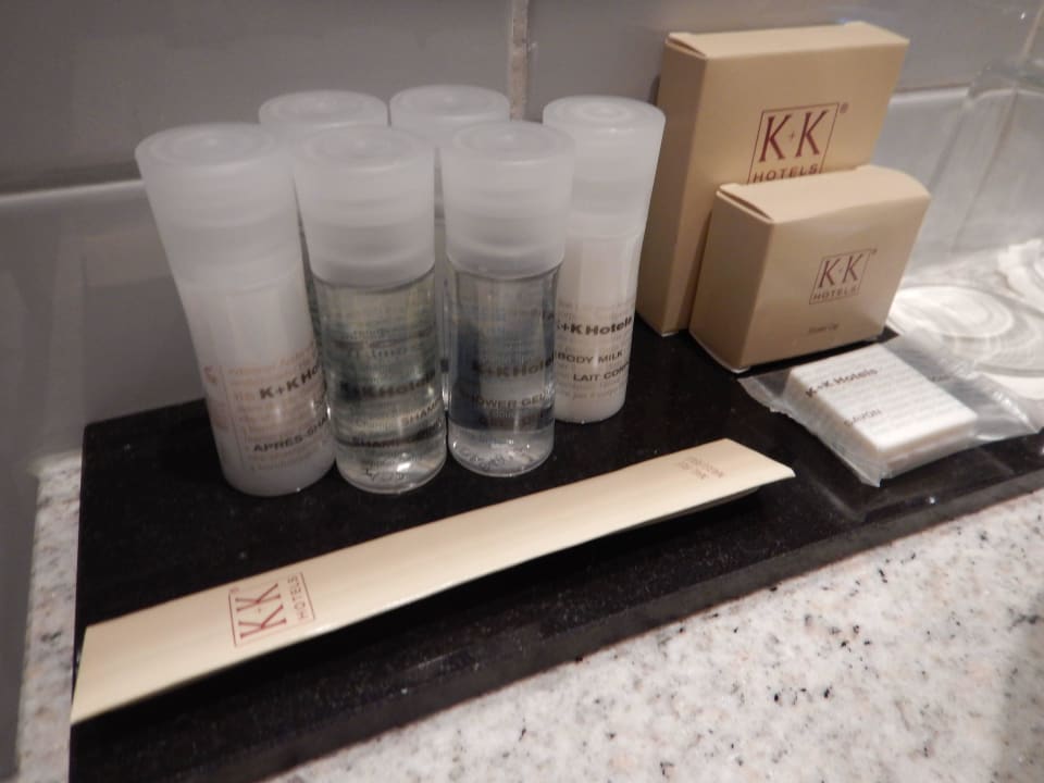 Badeartikel K+K Palais Hotel