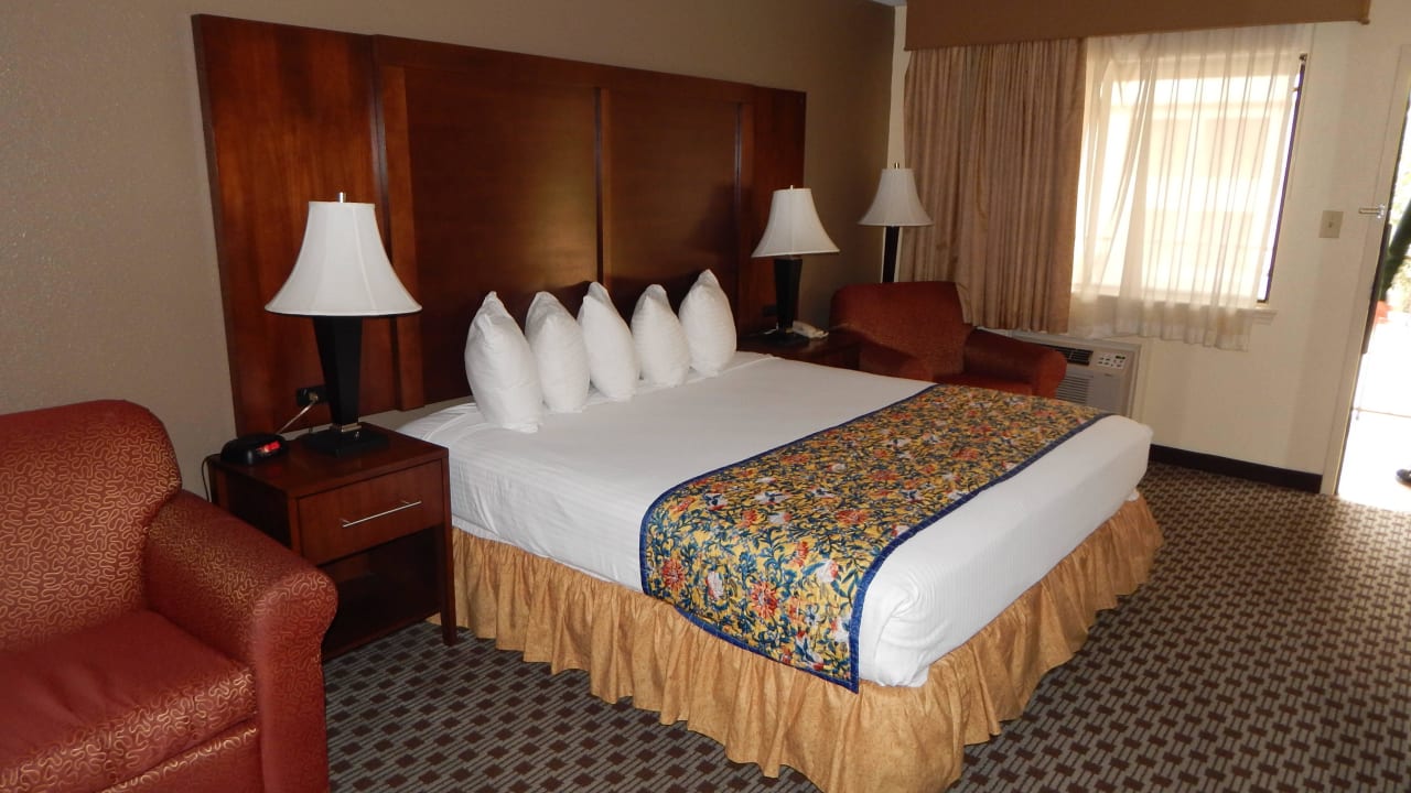 Suite Best Western Hotel Near Seaworld/Lackland