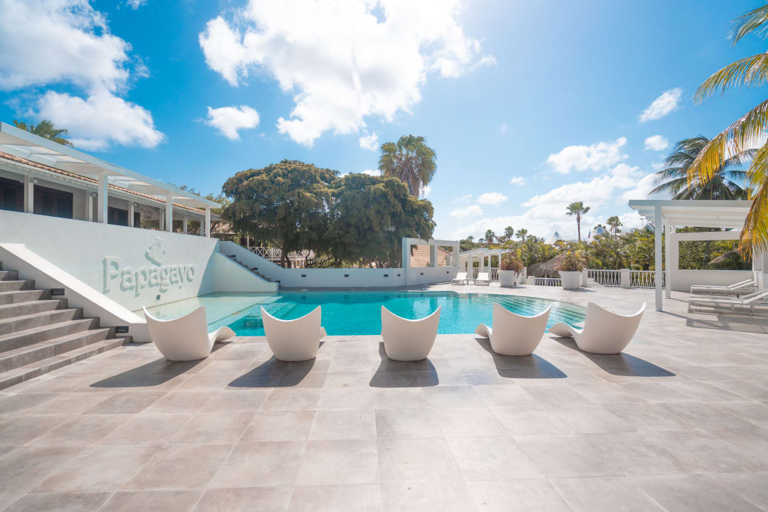 Pool Papagayo Beach Resort