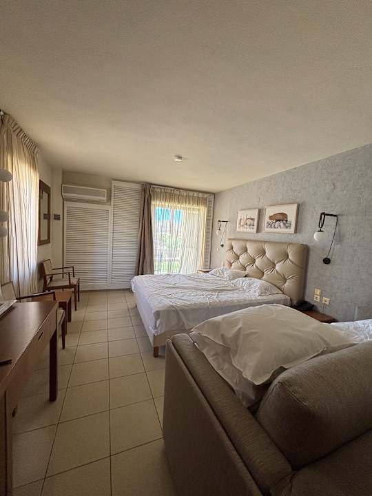 Zimmer Bella Beach Hotel